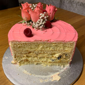 Buttercremetorte mit Rose